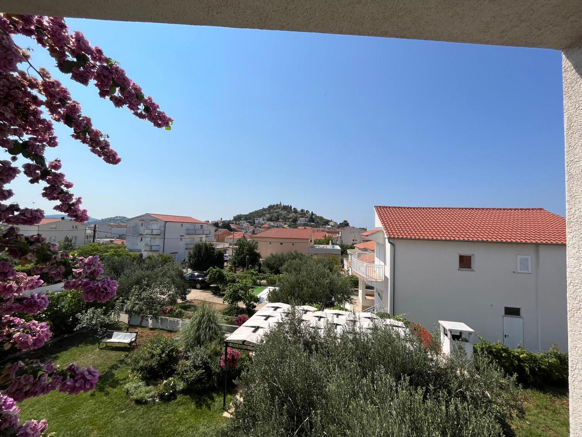 Perla Alba Apartments Tribalj Екстериор снимка