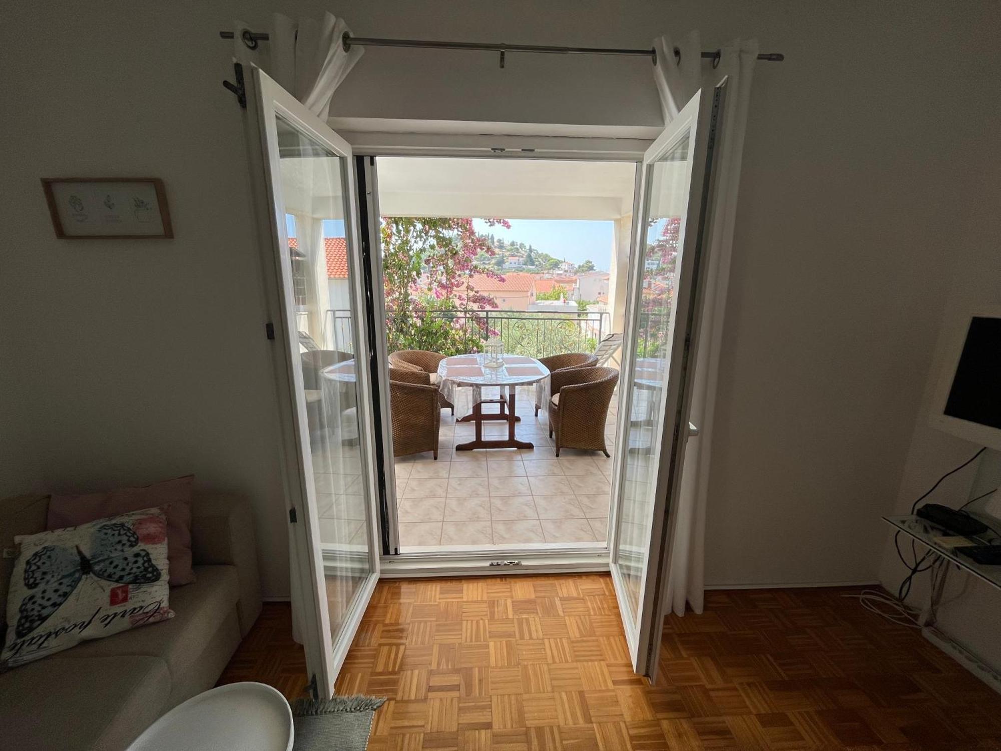 Perla Alba Apartments Tribalj Екстериор снимка