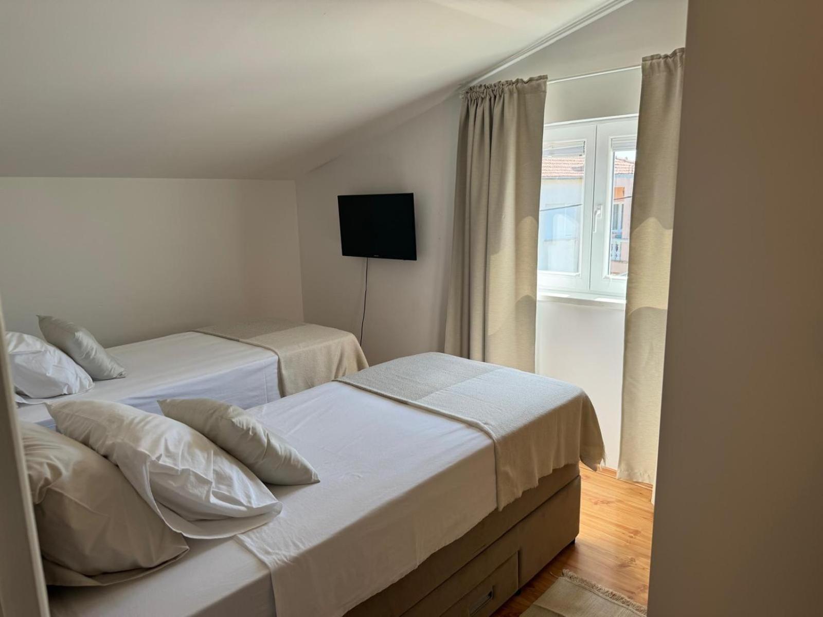 Perla Alba Apartments Tribalj Екстериор снимка