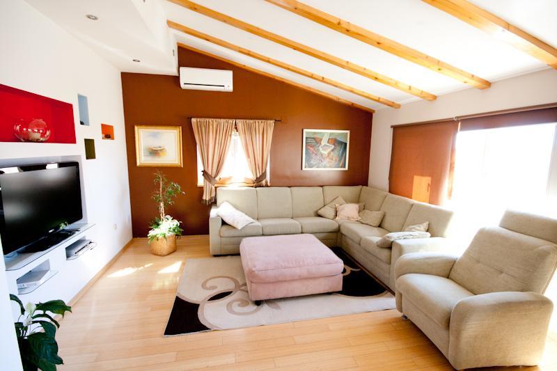 Perla Alba Apartments Tribalj Екстериор снимка